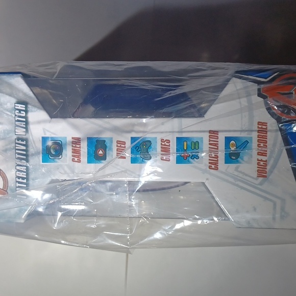 Marvel Avengers Interactive Watch NWT - Picture 10 of 10